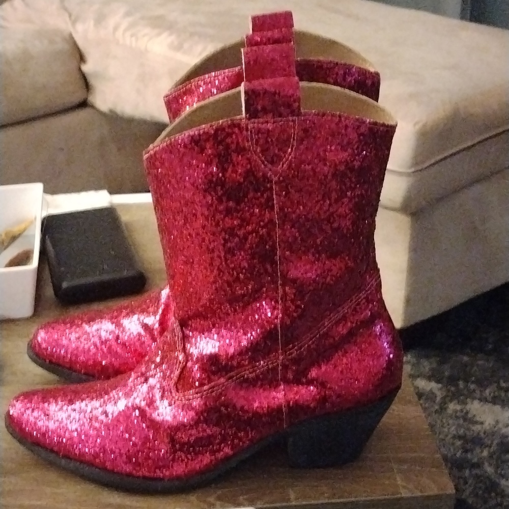 Pink glitter cowboy boots size 7